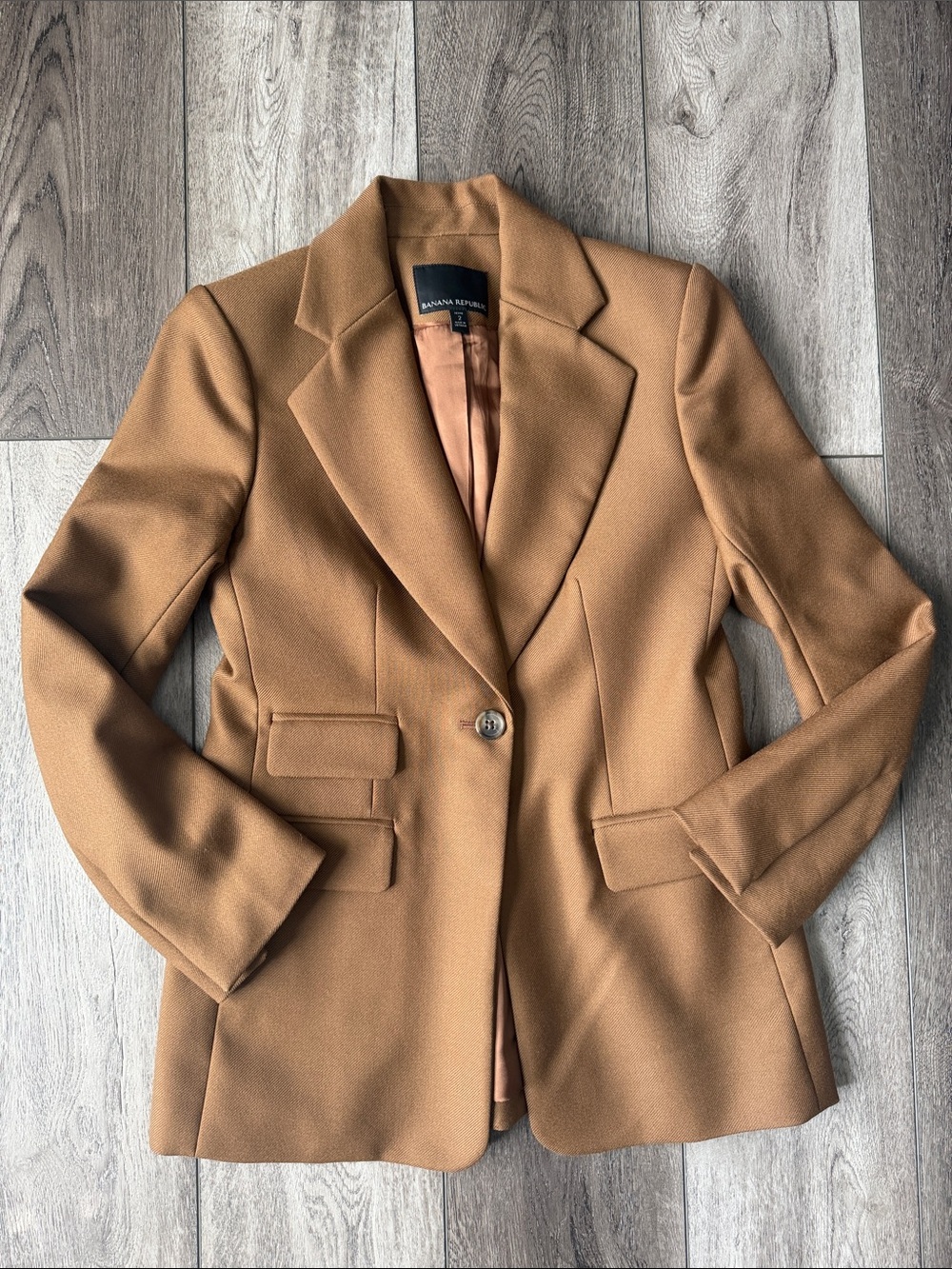 Banana Republic- Lido 100% Wool Classic Camel Blazer with Tan Lining